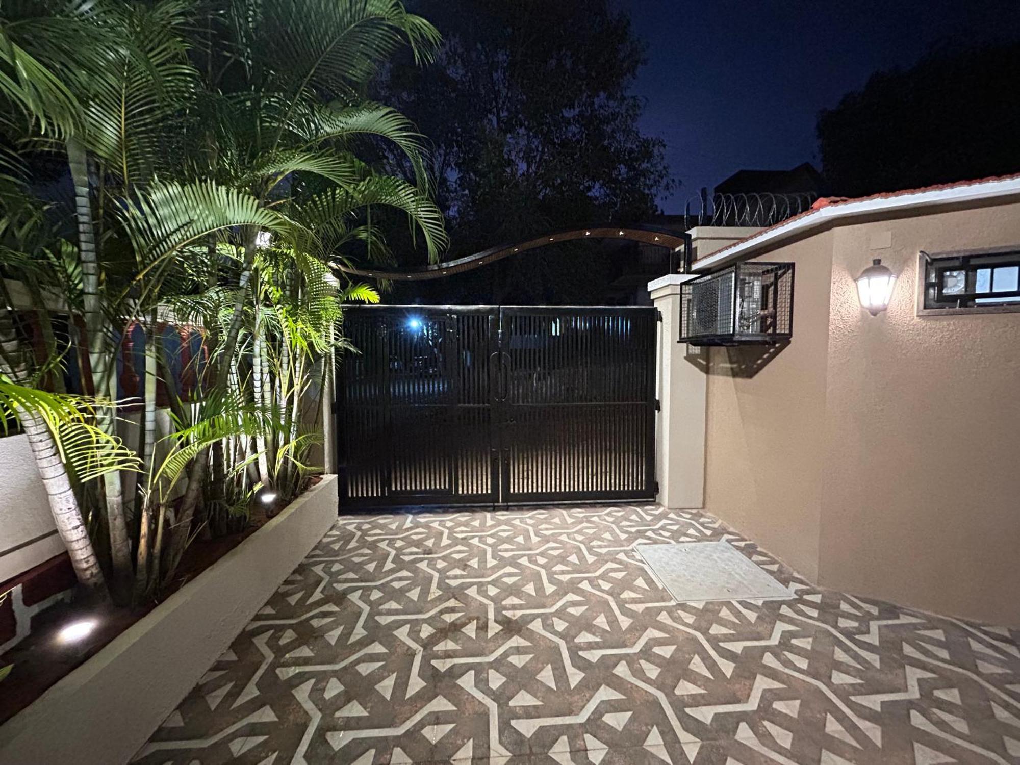 Al Barakah 5 Bhk Private Swimming Pool Villa Panchgani Bagian luar foto
