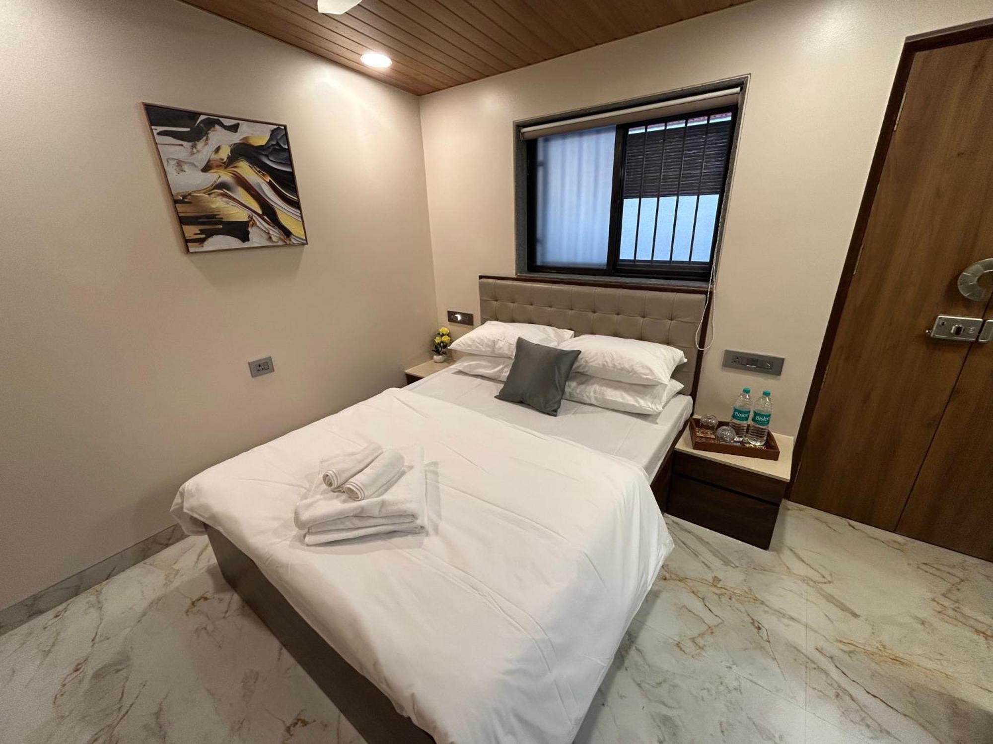 Al Barakah 5 Bhk Private Swimming Pool Villa Panchgani Bagian luar foto